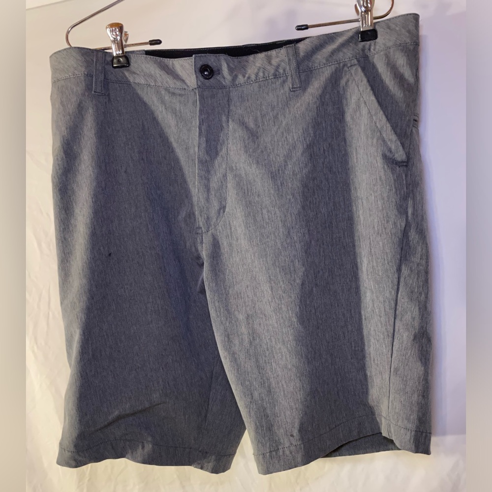 Gray Kenneth Cole New York stretch shorts 34x34